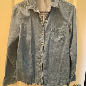 Old Navy Casual Denim Button-Up Shirt